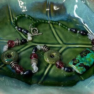 Handcrafted Beautiful Artisan Glass Beaded Necklace 20”